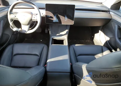 2022 Tesla Model 3 z USA, uszkodzony, nr VIN 5YJ3E1EB1NF349269